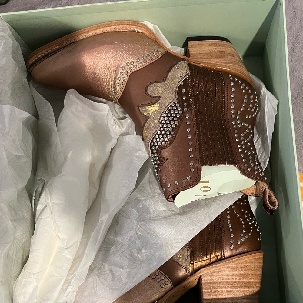 Mezcalero Chiara Rose Gold Glam Western booties - Sz. 41 New in Box - Picture 4 of 10